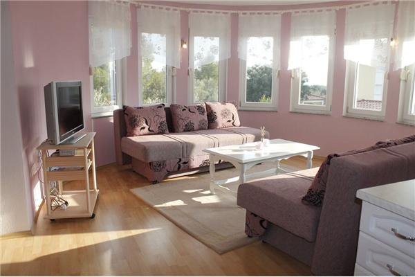 Apartment A2, for 4 persons