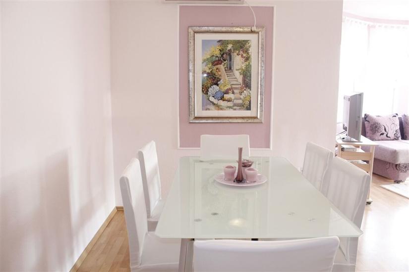 Apartment A2, for 4 persons