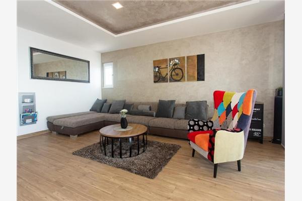 Apartment A1, for 6 persons