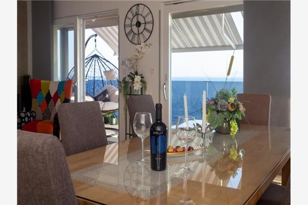 Apartment A1, for 6 persons