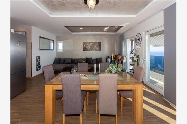 Apartment A1, for 6 persons