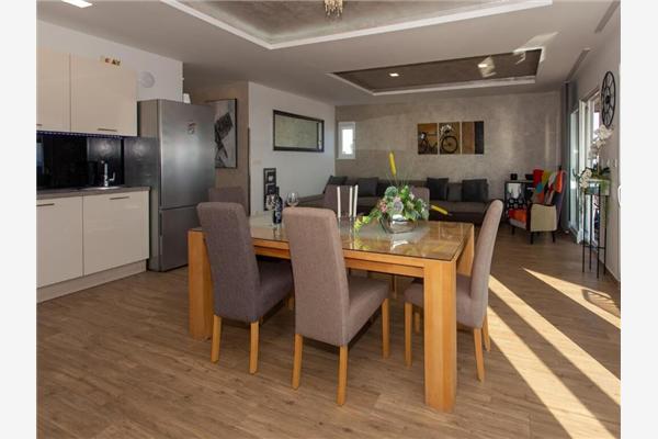 Apartment A1, for 6 persons