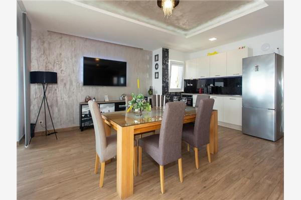 Apartment A1, for 6 persons