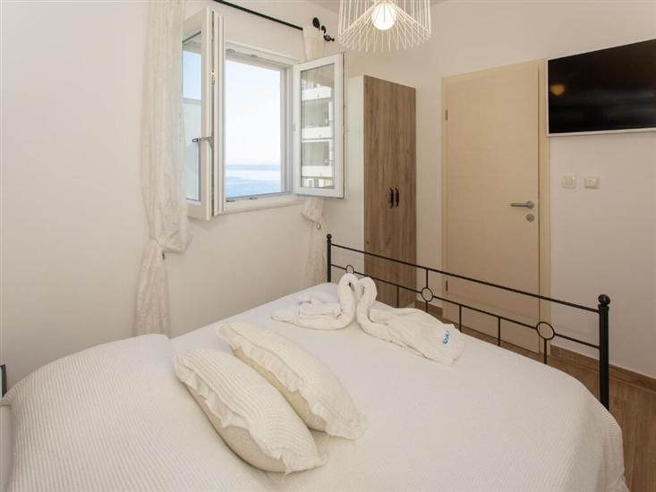 Apartment A1, for 6 persons