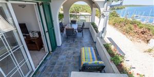 House - Veli Rat (Dugi otok)
