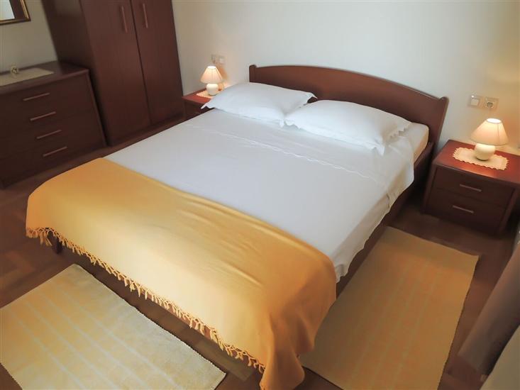 Apartment A1, for 3 persons