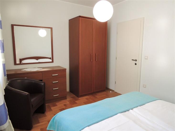 Apartment A2, for 3 persons