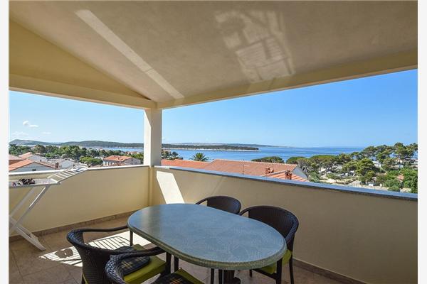 Apartment A1, for 4 persons