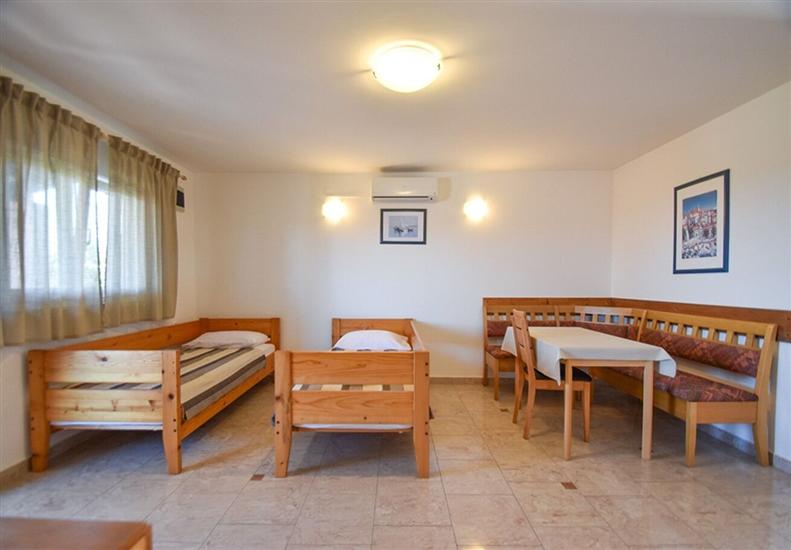 Apartment A2, for 4 persons