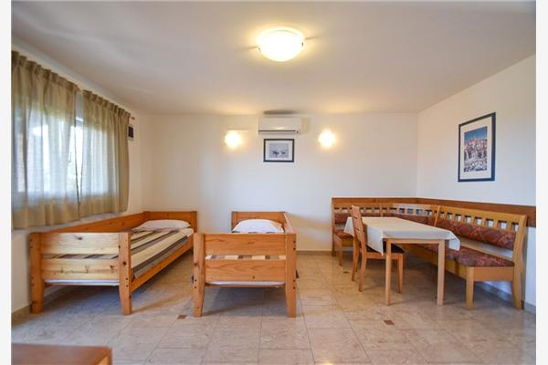 Apartment A2, for 4 persons