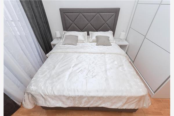 Apartment A4, for 8 persons