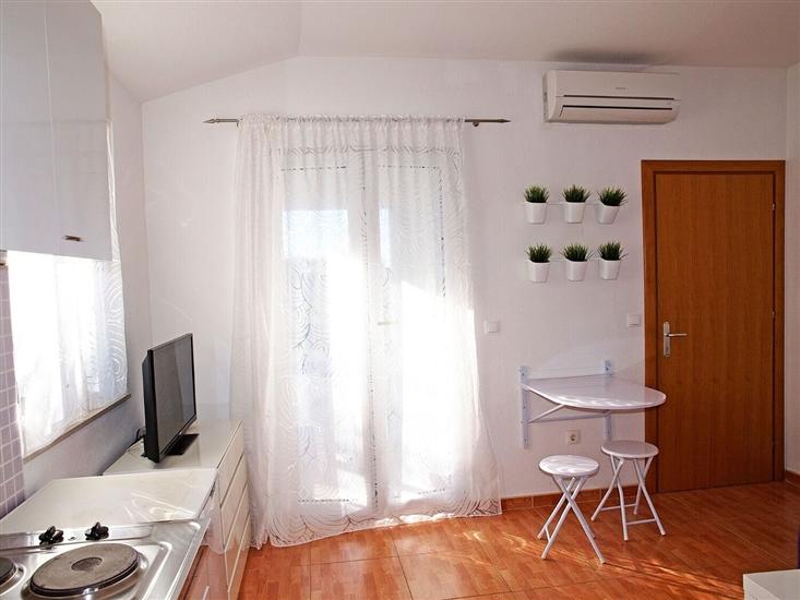 Apartment A5, for 4 persons