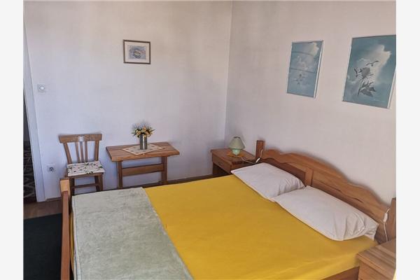 Apartment A1, for 7 persons
