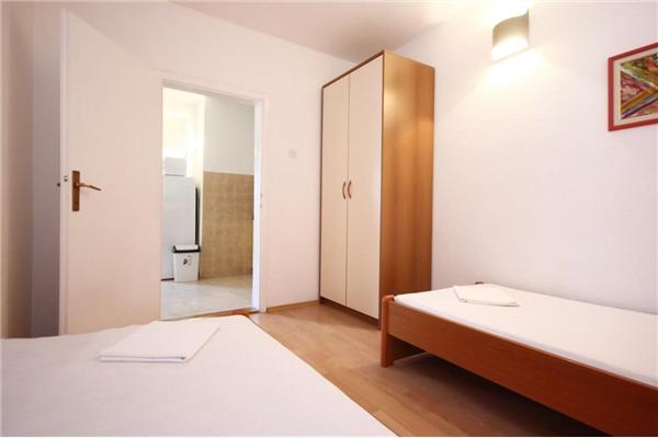 Apartment A1, for 5 persons