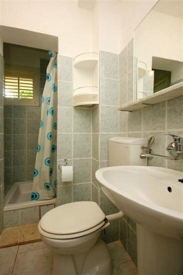 Apartment A1, for 5 persons