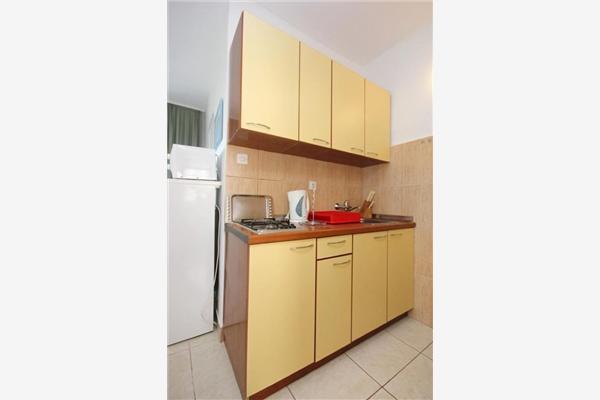 Apartment A2, for 5 persons