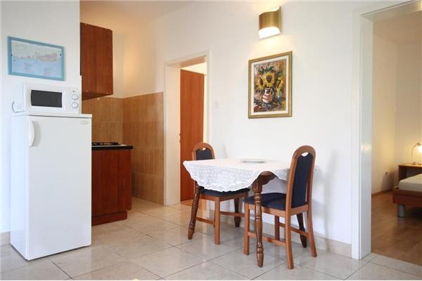 Apartment A2, for 5 persons