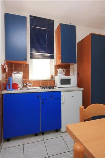 Apartment A4, for 4 persons