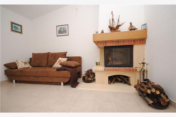 House K1, for 10 persons