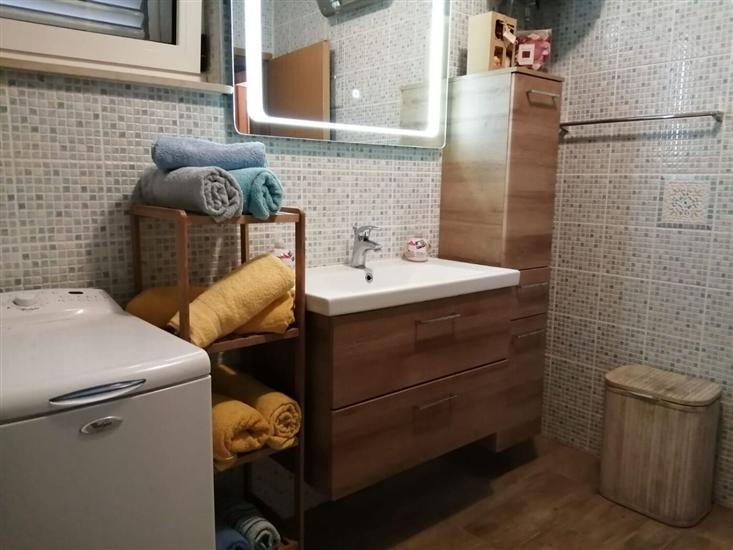 House K1, for 10 persons