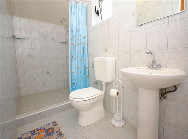 House K1, for 10 persons