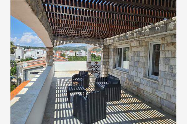 House K1, for 10 persons