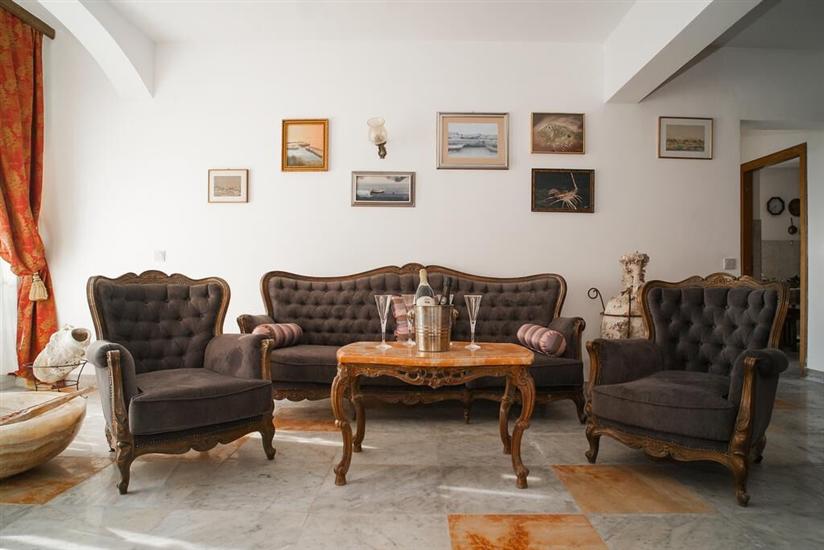 House K1, for 10 persons