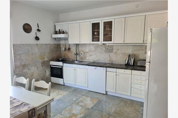 House K1, for 10 persons