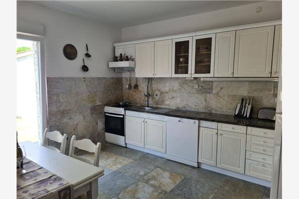 House K1, for 10 persons