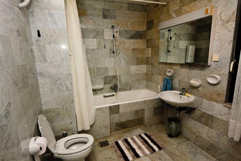 House K1, for 10 persons