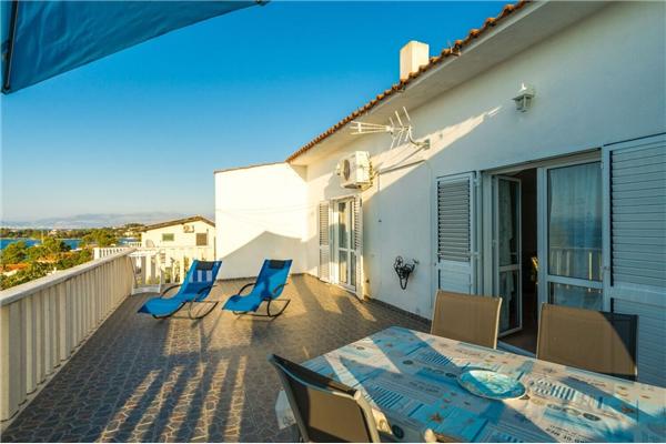 Apartment A1, for 3 persons