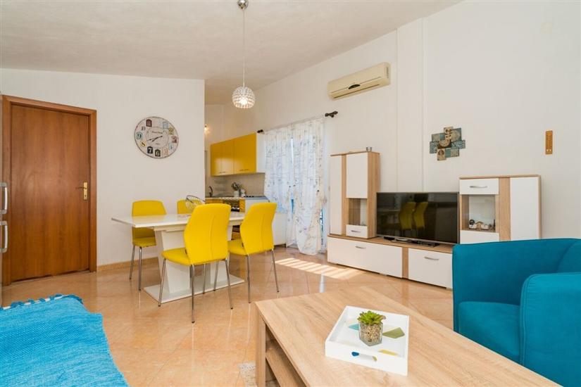 Apartment A1, for 3 persons