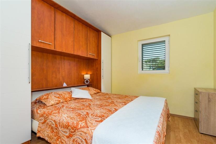 Apartment A1, for 3 persons