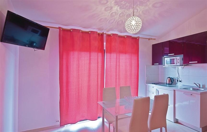 Apartment A1, for 3 persons