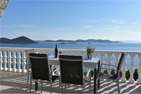 Apartment A4, for 4 persons