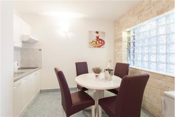 Apartment A2, for 4 persons