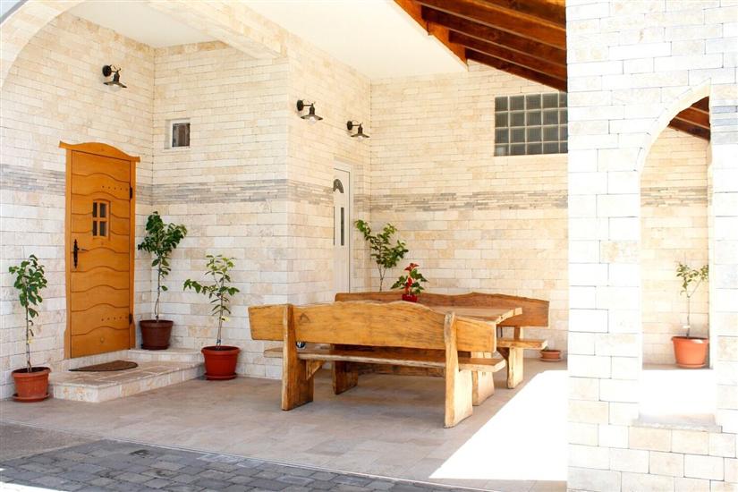 Apartments Old Stone: