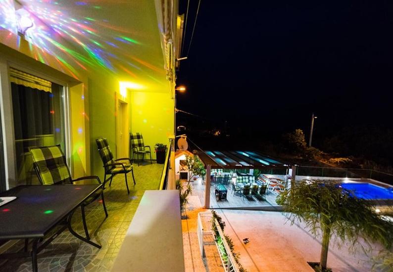 Apartment A2, for 8 persons