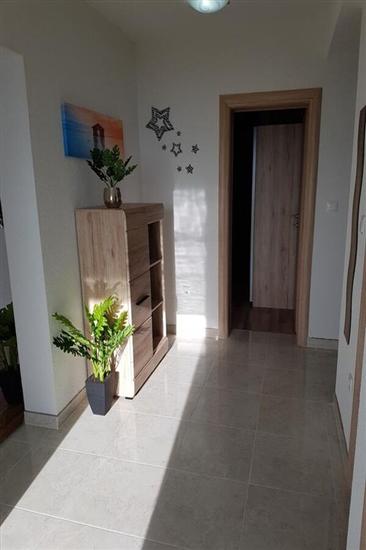 Apartment A2, for 8 persons