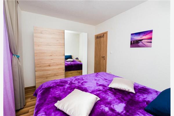 Apartment A2, for 8 persons