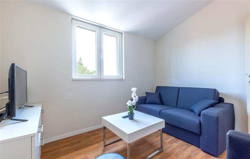 Apartment A1, for 5 persons