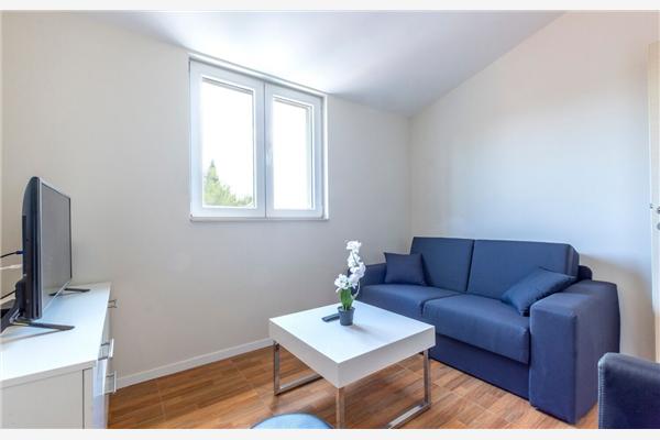 Apartment A1, for 5 persons