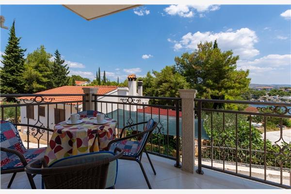 Apartment A2, for 4 persons