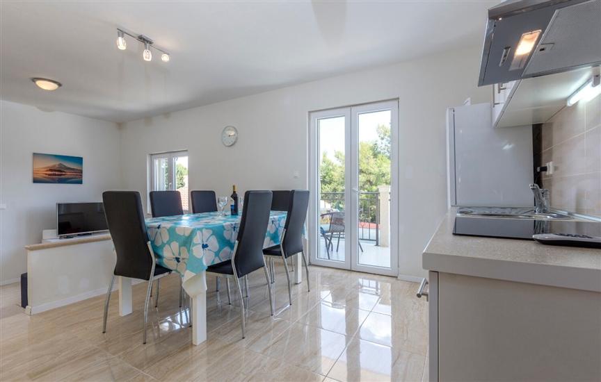 Apartment A2, for 4 persons