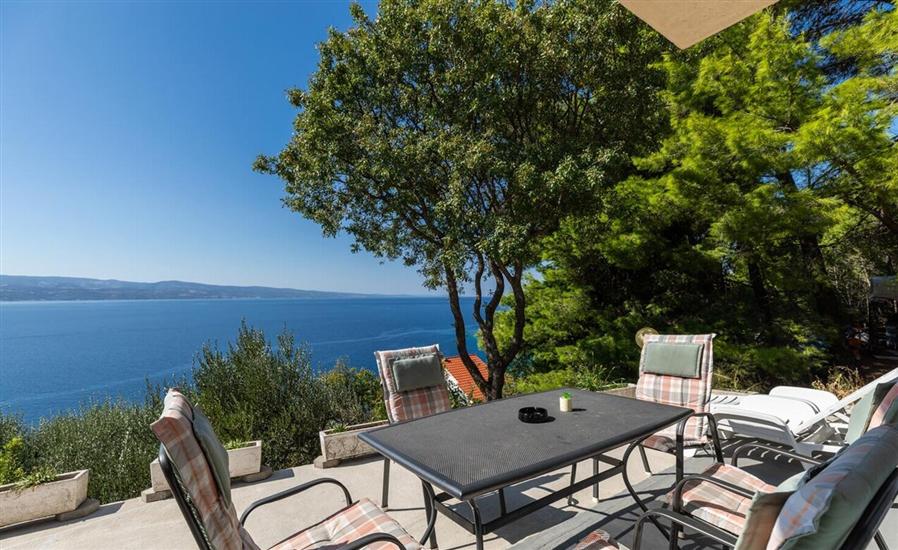 Apartment A5, for 5 persons