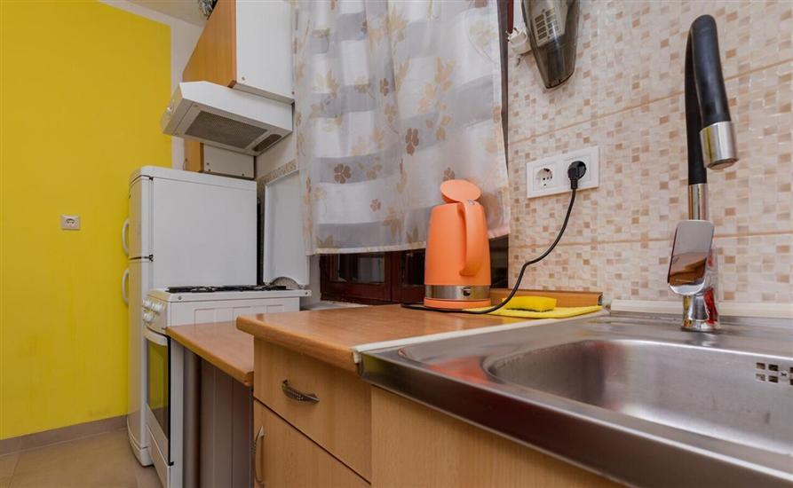 Apartment A5, for 5 persons