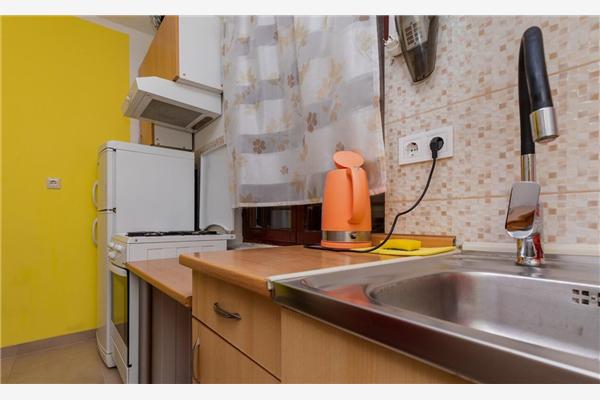 Apartment A5, for 5 persons