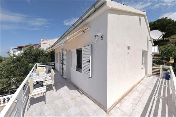 Apartment A1, for 6 persons