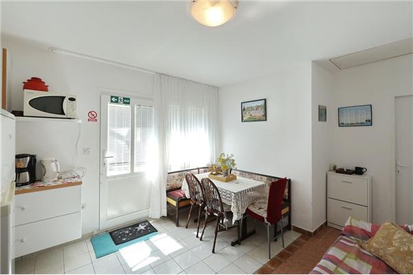Apartment A1, for 6 persons