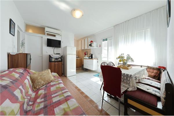 Apartment A1, for 6 persons